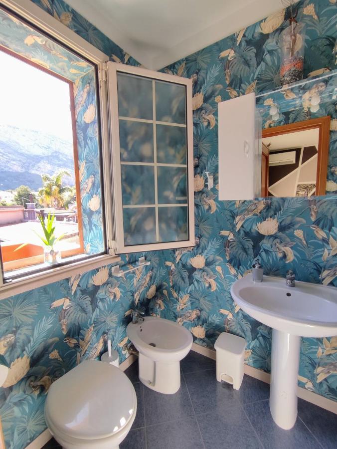 Casa Vacanze Isolotto Isola delle Femmine Luaran gambar