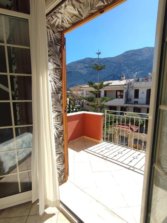 Casa Vacanze Isolotto Isola delle Femmine Luaran gambar