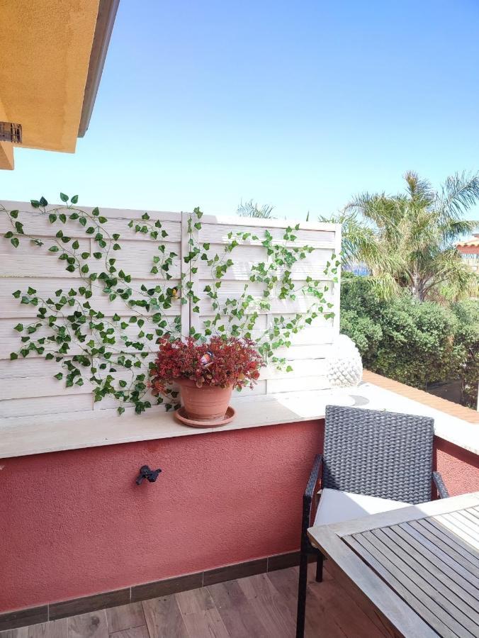 Casa Vacanze Isolotto Isola delle Femmine Luaran gambar
