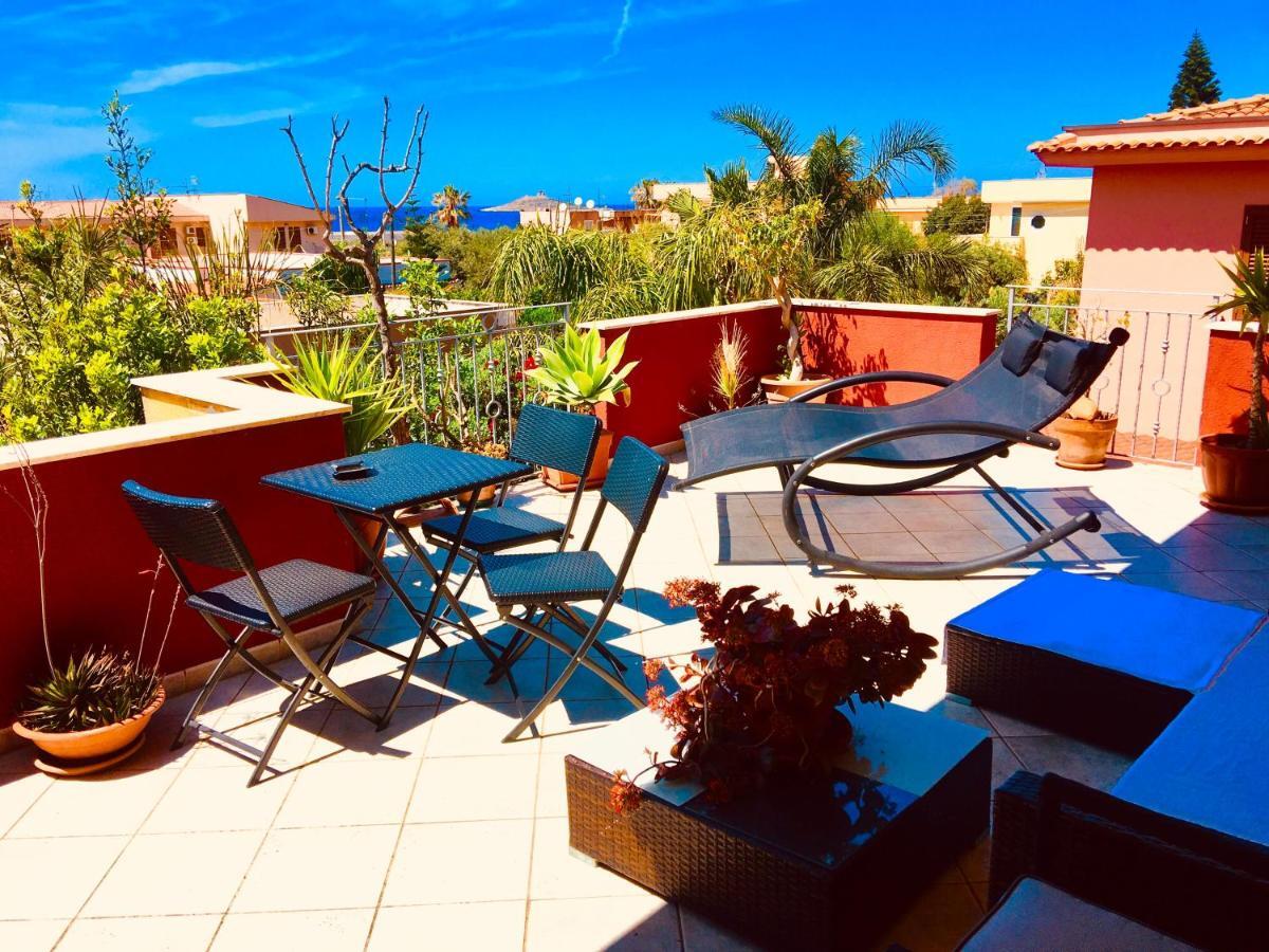 Casa Vacanze Isolotto Isola delle Femmine Luaran gambar